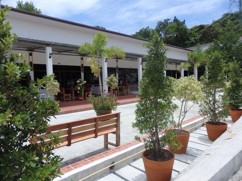 Daisy'S 2 Bedroom Family Home For Up To 5 Guests With Garden & Bbq Koh Samet Room photo